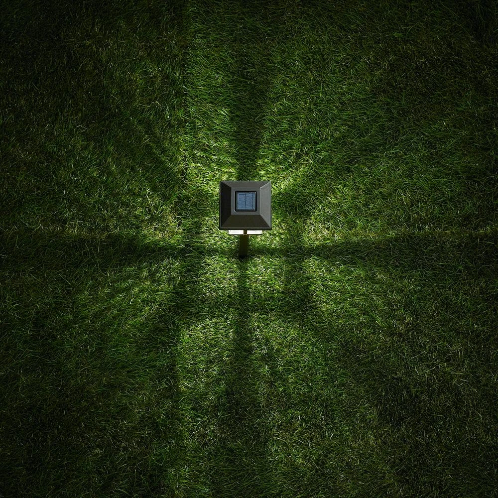 10 Lumens Solar 2-Tone Bronze and Warm Wood LED Landscape Pathway Light Set (4-Pack) by Hampton Bay 4 10 Lumens Solar 2-Tone Bronze and Warm Wood LED Landscape Pathway Light Set (4-Pack) by Hampton Bay - Image 4